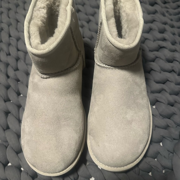 Brand new. Uggs - Picture 2 of 3